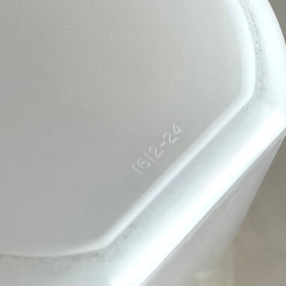 Tupperware 17pc Lot Oval #2 Modular Mates 4.5” Tall 1618 w Some Seals 1618 Red - Picture 14 of 16